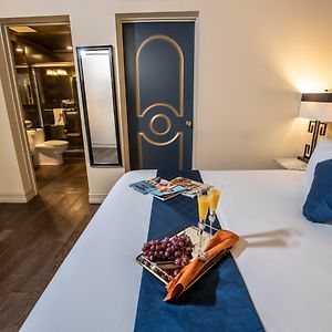 Riviera Suites